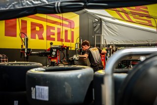 Paddock
