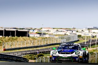#54 Dinamic Motorsport Porsche 911 GT3-R (991.II) Adrien De Leener Christian Engelhart Pro, Free Practice
