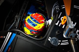 Pitlane, Pre-Qualifying
