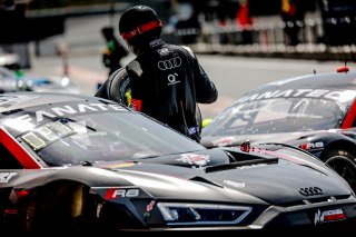 Pitlane, Pre-Qualifying
