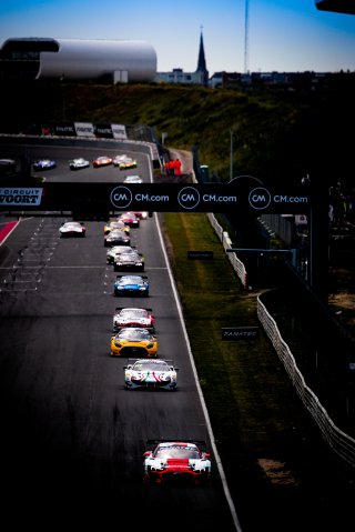 #32 Team WRT Audi R8 LMS evo II GT3 Charles Weerts Dries Vanthoor Pro, FGTWC, Race 1

