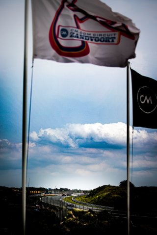 Race 1
