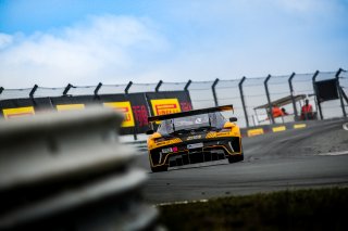 #88 AKKODIS ASP Team Mercedes-AMG GT3 Jules Gounon Jim Pla Pro, FGTWC, Race 1
