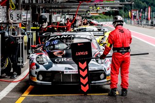 #16 Earl Bamber Motorsport Porsche 911 GT3-R (991.II) Pro-Am Cup, Bronze Test
