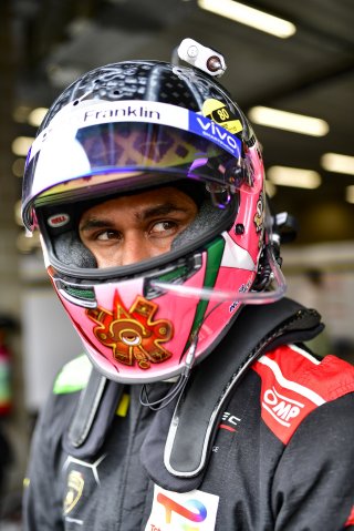 Pitlane, Pre-Qualifying
