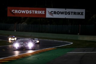 #77 Barwell Motorsport Lamborghini Huracan GT3 Evo Ahmad AL HARTHY Sam DE HAAN Alex MACDOWALL Sandy MITCHELL Lamborghini Huracan GT3 Evo Gold Cup, Qualifying
