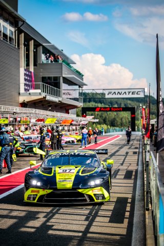 #97 Beechdean AMR Aston Martin Vantage AMR GT3 David PITTARD Charlie FAGG Theo NOUET Roman DE ANGELIS Aston Martin Vantage AMR GT3 Silver Cup, FGTWC, Warm Up
 | SRO / TWENTY-ONE CREATION - Jules Benichou