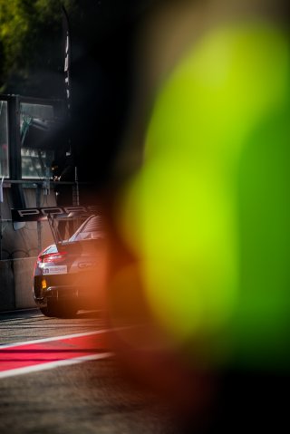 #221 GPX Martini Racing Porsche 911 GT3-R (991.II) Richard LIETZ Michael CHRISTENSEN Kevin ESTRE Porsche 911 GT3-R (991.II) Pro, FGTWC, Warm Up
