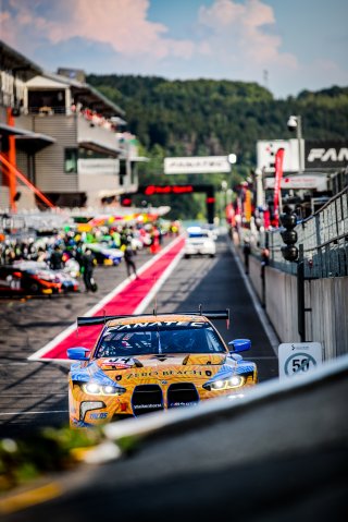 #34 Walkenhorst Motorsport BMW M4 GT3 Michael DINAN Robby FOLEY Richard HEISTAND Jens KLINGMANN BMW M4 GT3 Gold Cup, FGTWC, Warm Up
 | SRO / TWENTY-ONE CREATION - Jules Benichou