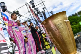 Podium, Race
