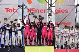 Podium, Race
