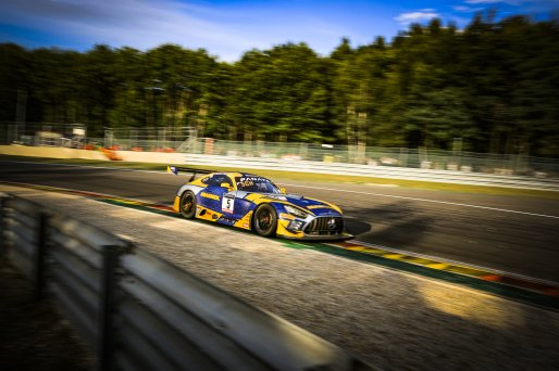 #5 Haupt Racing Team Mercedes-AMG GT3 Gabriele PIANA Florian SCHOLZE Hubert HAUPT Arjun MAINI Mercedes-AMG GT3 Gold Cup, Race
 | SRO / Patrick Hecq Photography