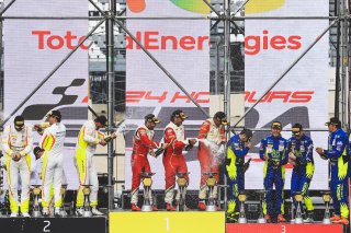 Podium, Race
