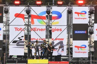 Podium, Race
