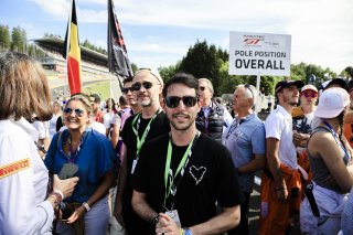 Gridwalk, Race
