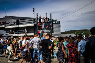 Grid Walk
