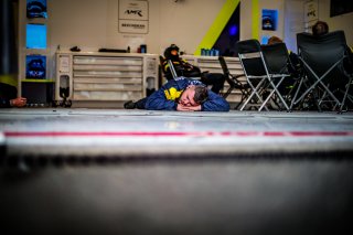 #97 Beechdean AMR Aston Martin Vantage AMR GT3 David PITTARD Charlie FAGG Theo NOUET Roman DE ANGELIS Aston Martin Vantage AMR GT3 Silver Cup, Pitlane, Race

