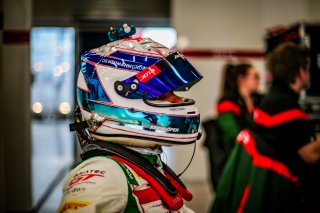 #38 Jota McLaren 720 S GT3 Marvin KIRCHHÖFER Oliver WILKINSON Rob BELL McLaren 720 S GT3 Pro, Pitlane, Race
