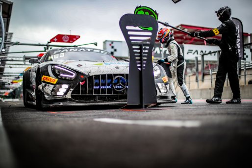 #90 Madpanda Motorsport Mercedes-AMG GT3 Sean WALKINSHAW Oscar TUNJO Patrick KUJALA Ezequiel PEREZ COMPANC Mercedes-AMG GT3 Silver Cup, Pitlane, Race
 | SRO / TWENTY-ONE CREATION - Jules Benichou