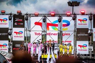 Podium, Race
