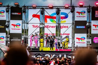 Podium, Race
