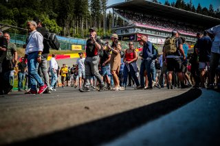 Grid Walk
