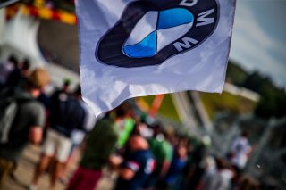 Race, Start
