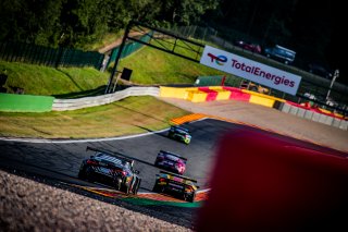 #35 Walkenhorst Motorsport BMW M4 GT3 Henry WALKENHORST Jörg BREUER Donald YOUNT Theo OEVERHAUS BMW M4 GT3 Bronze Cup, Race
