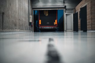 Paddock, Set Up
