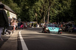 Parade
