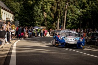 Parade
