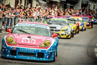 Parade
