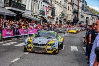 Parade
