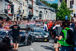 Parade
