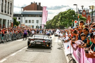 Parade

