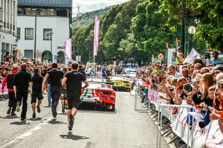 Parade
