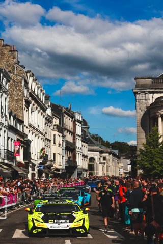Parade
