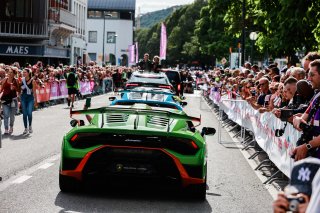 Parade
