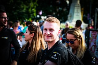 Parade
