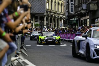 PARADE
