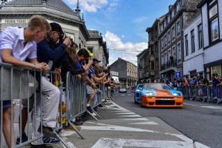 PARADE
