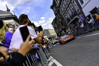 PARADE
