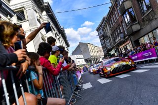 PARADE
