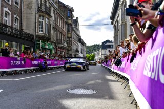 PARADE
