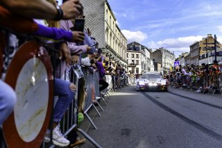 PARADE
