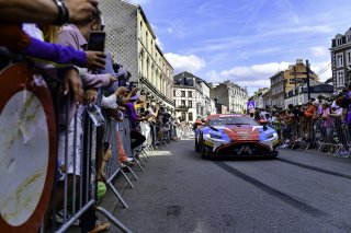 PARADE
