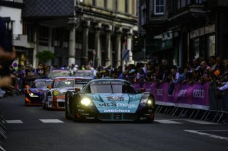 PARADE
