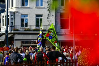 PARADE

