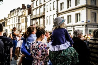 Parade
