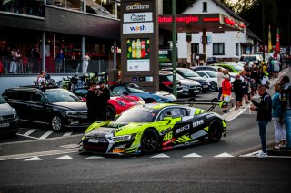 Parade
